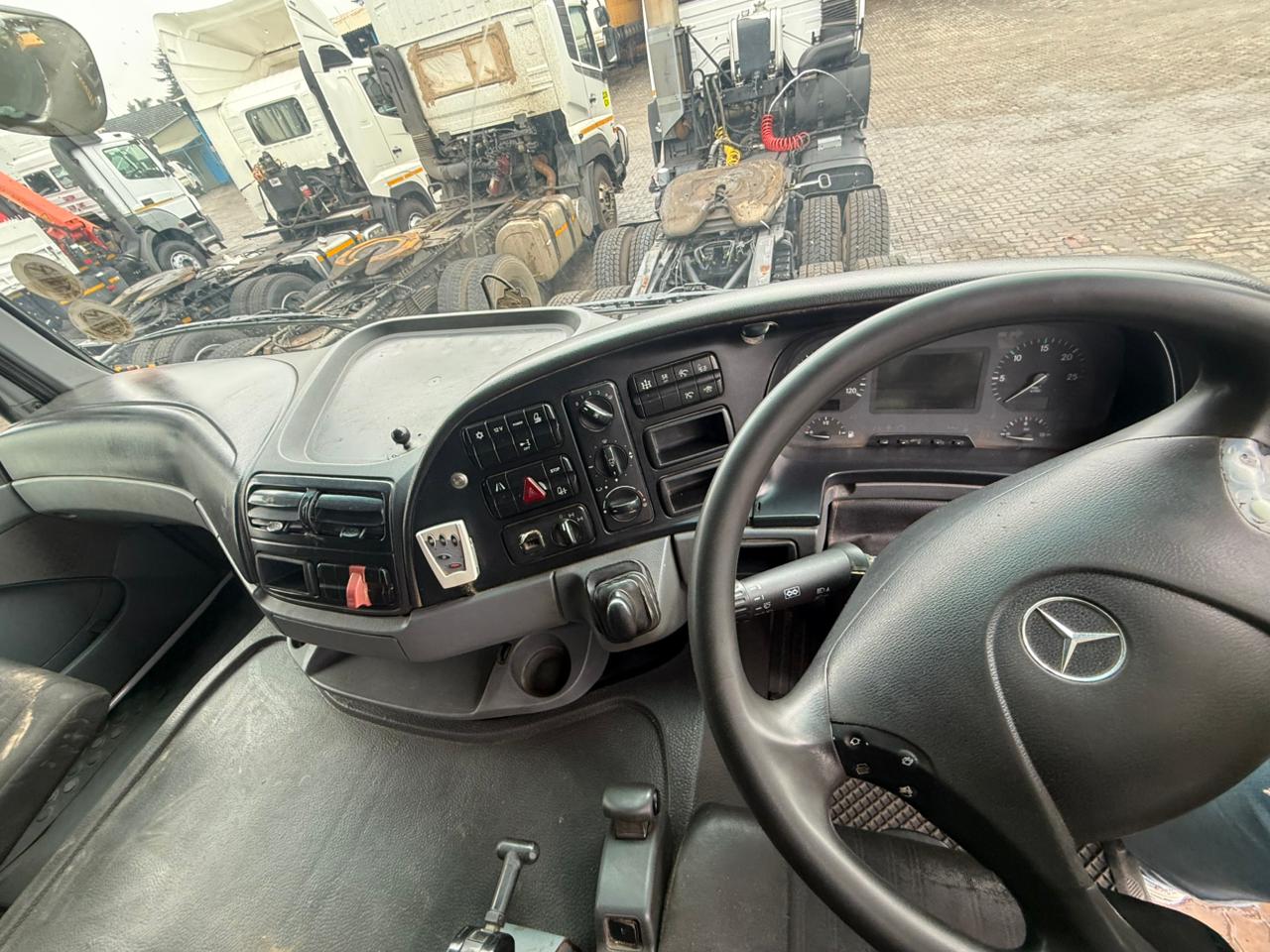 2016 MERCEDES BENZ ACTROS 2641 TRUCK TRACTOR (SN4490R)