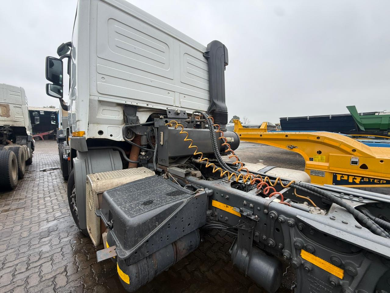 2016 MERCEDES BENZ ACTROS 2641 TRUCK TRACTOR (SN4490R)