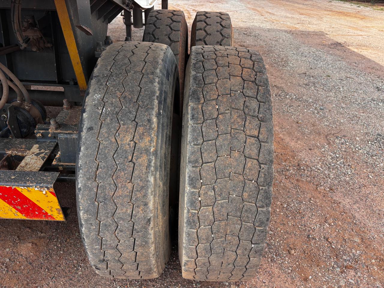 2014 HENRED FRUEHAUF 25M3 COPELYN TIPPER (CS2198)