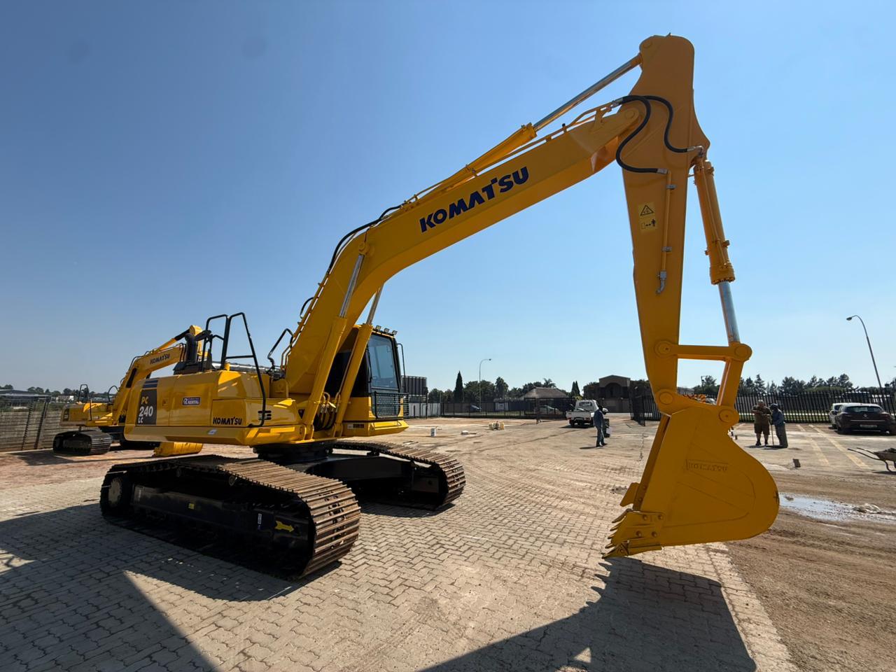 whatsapp image 2026 04 20 at 11 40 24 am 4.jpeg | Pomona Truck Sales