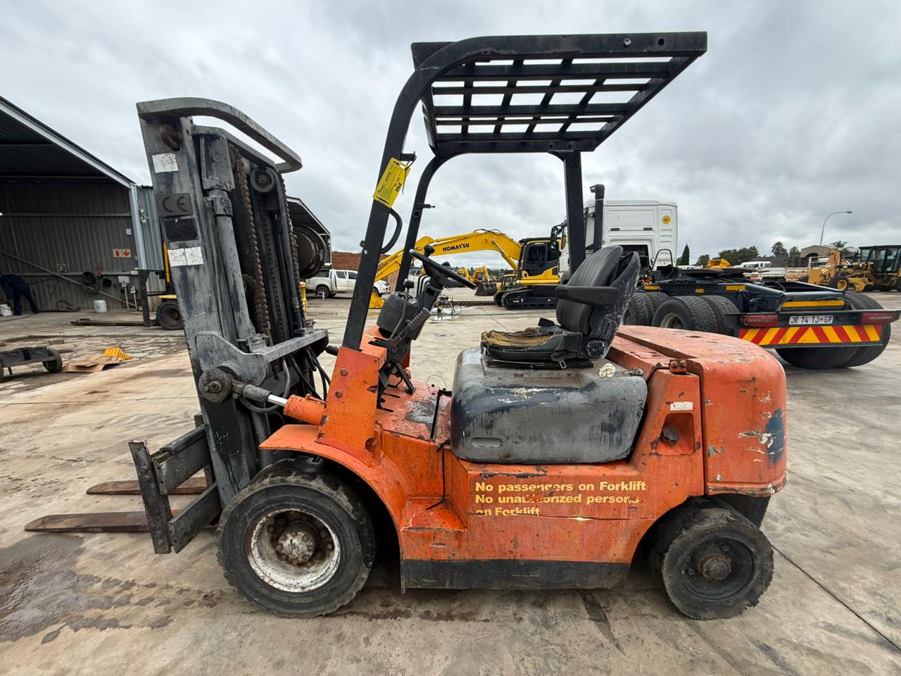 USED DALIAN 2.5 TON FORKLIFT (IR186)