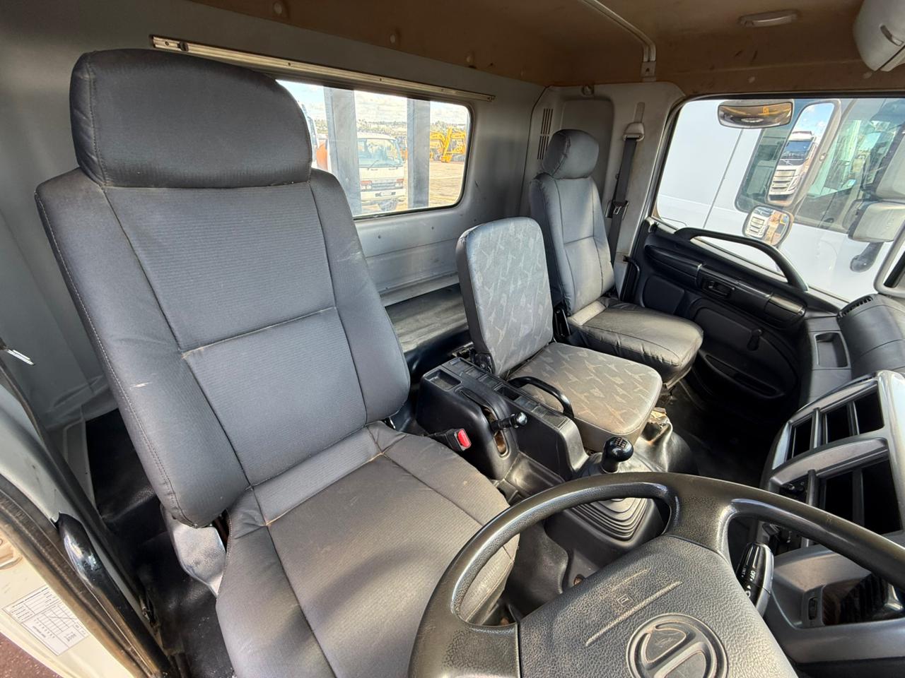 2015 HINO 500 1322 PALFINGER PK10000 CRANE TRUCK (CS2202)