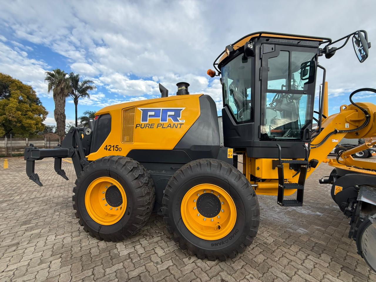 2026 PR PURE PLANT 4215D GRADER (A1342)