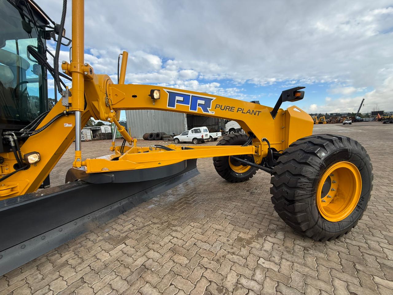2026 PR PURE PLANT 4215D GRADER (A1341)
