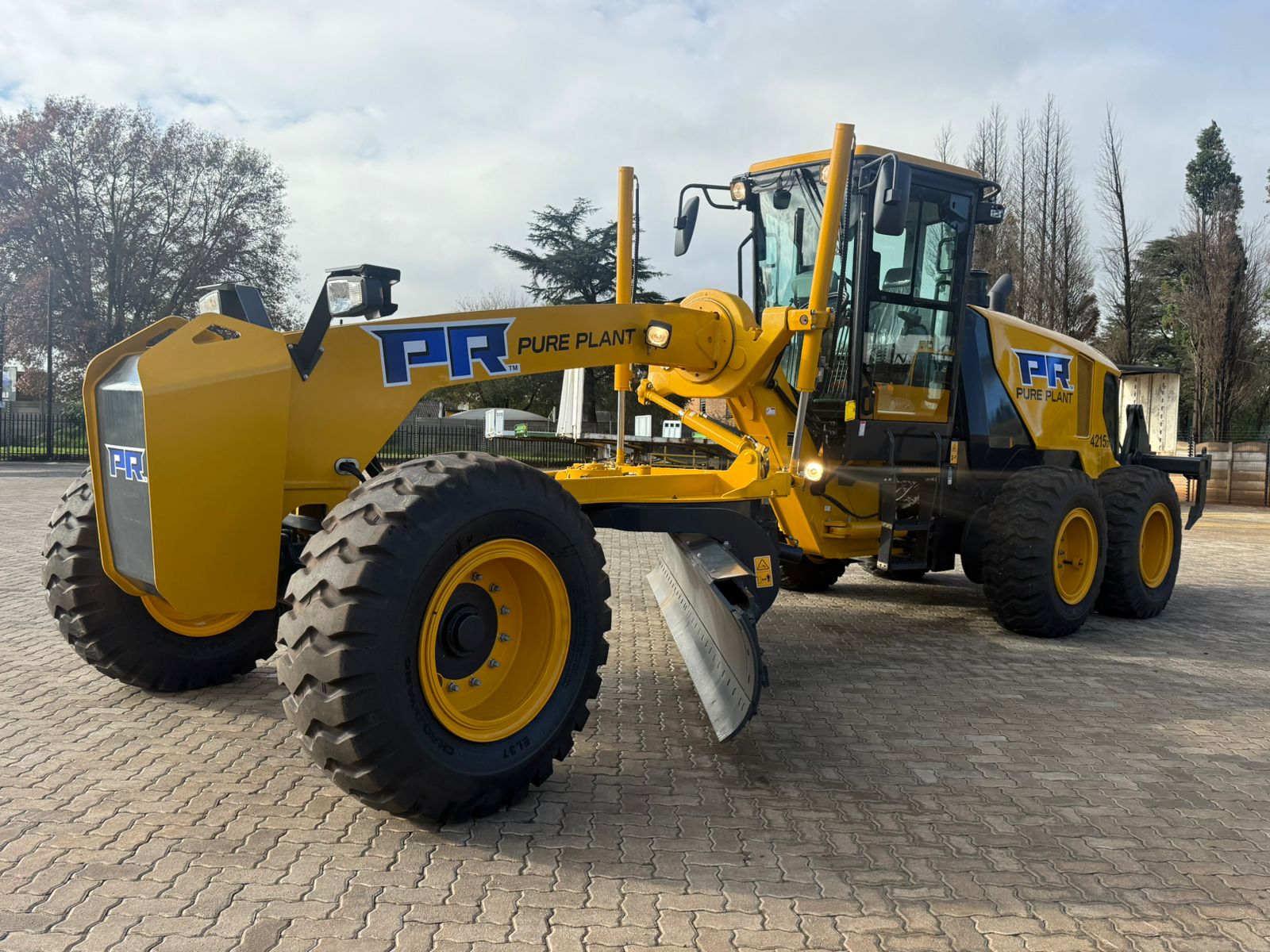 2026 PR PURE PLANT 4215D GRADER (A1342)