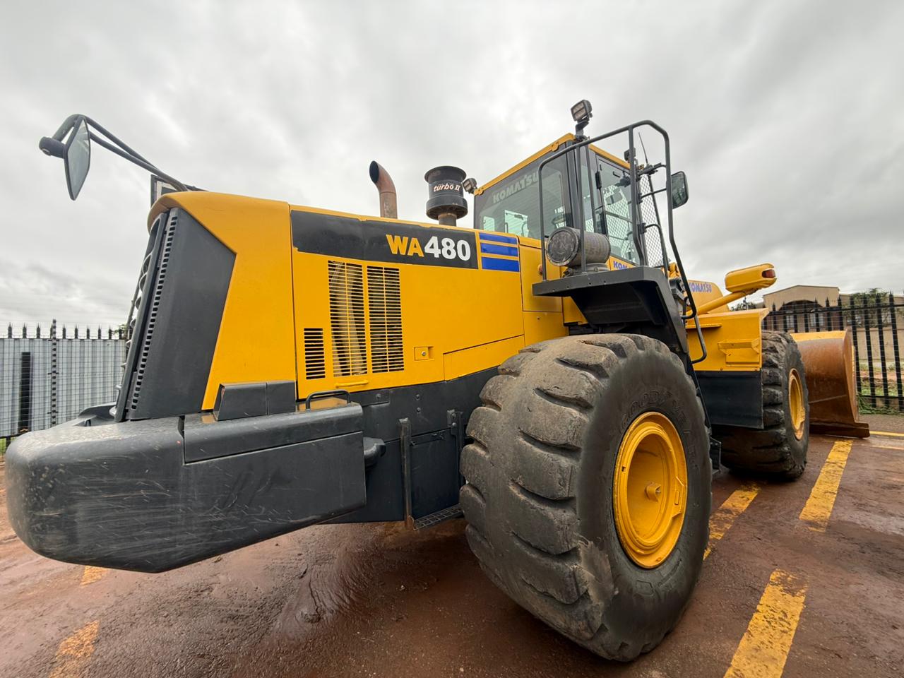 2019 KOMATSU FRONT END LOADER (A1360)