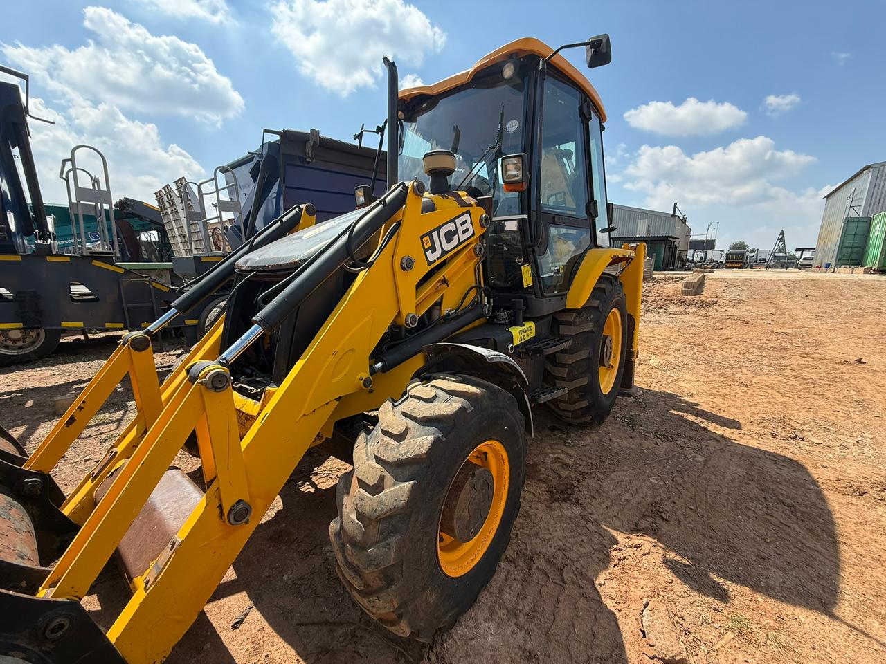 2012 JCB 3DX 4X4 TLB (A1352)