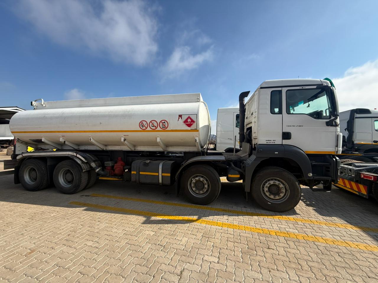 2018 MAN TGS 41-480 TWINSTEER 19000L FUEL TANK (IS986)