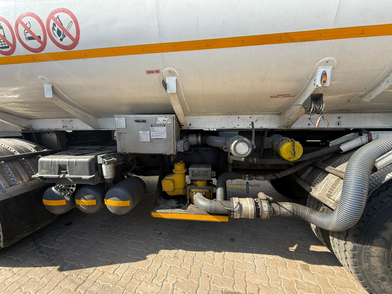 2018 MAN TGS 41-480 TWINSTEER 19000L FUEL TANK (IS986)