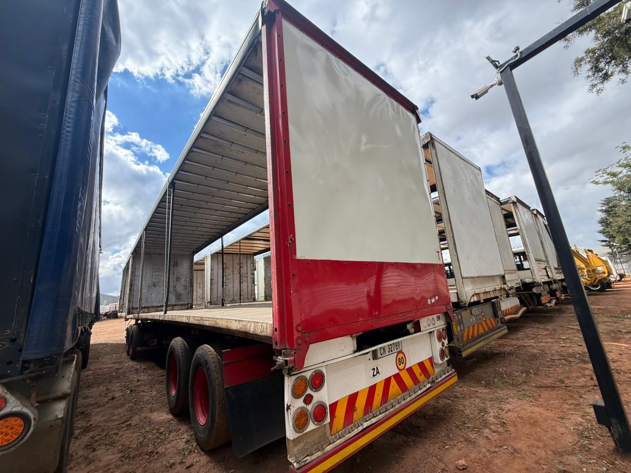 2013 SA TRUCK BODIES SUPER LINK TAUTLINER (SN5755)