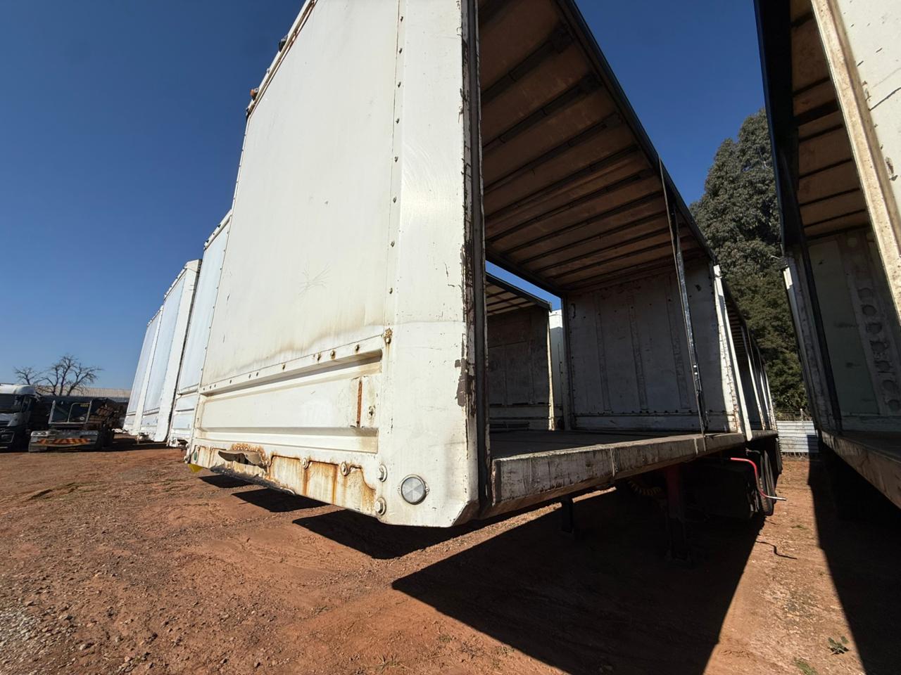 2015 HENRED FRUEHAUF SUPER LINK TAUTLINER TRAILER (SN5856)