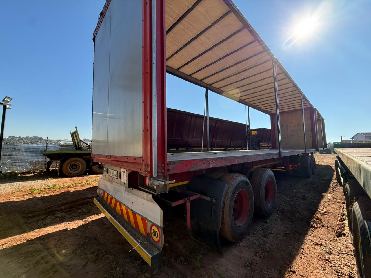 2015 GRW SUPER LINK TAUTLINER TRAILER (SN5842)