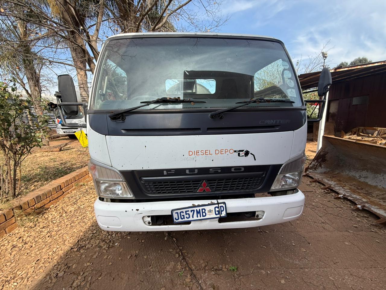 2008 FUSO CANTER FE7-136 AND DIESEL TANK TRUCK (PCS929)