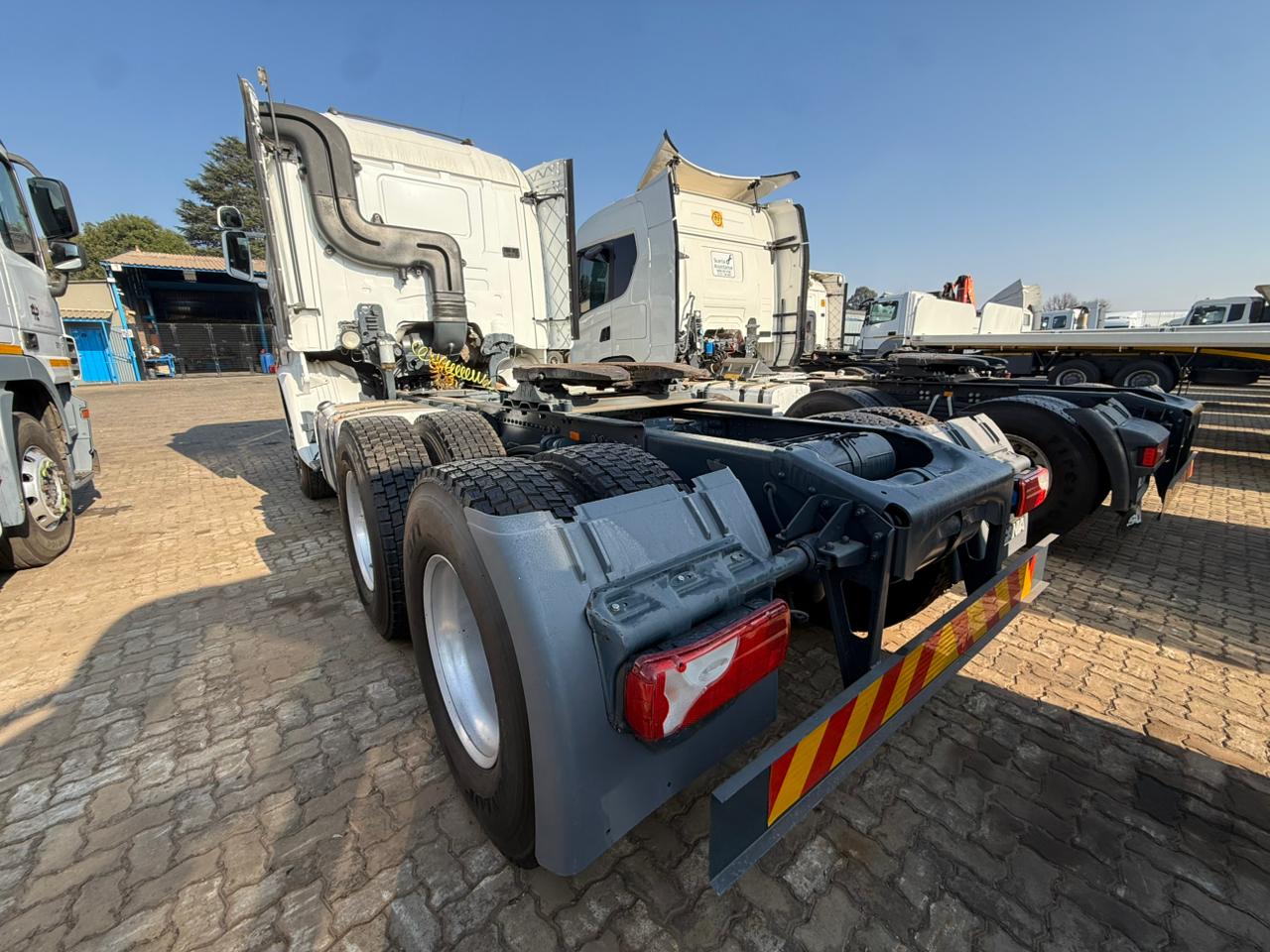 2015 SCANIA R460 TRUCK TRACTOR (SN5017)