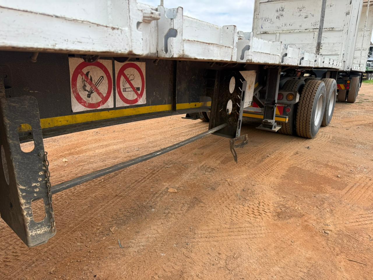 2012 SA TRUCK BODIES SUPER LINK TAUTLINER (SN5860)