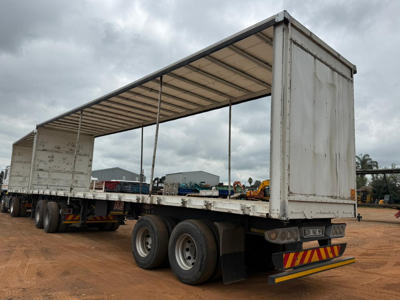 2012 SA TRUCK BODIES SUPER LINK TAUTLINER (SN5860)