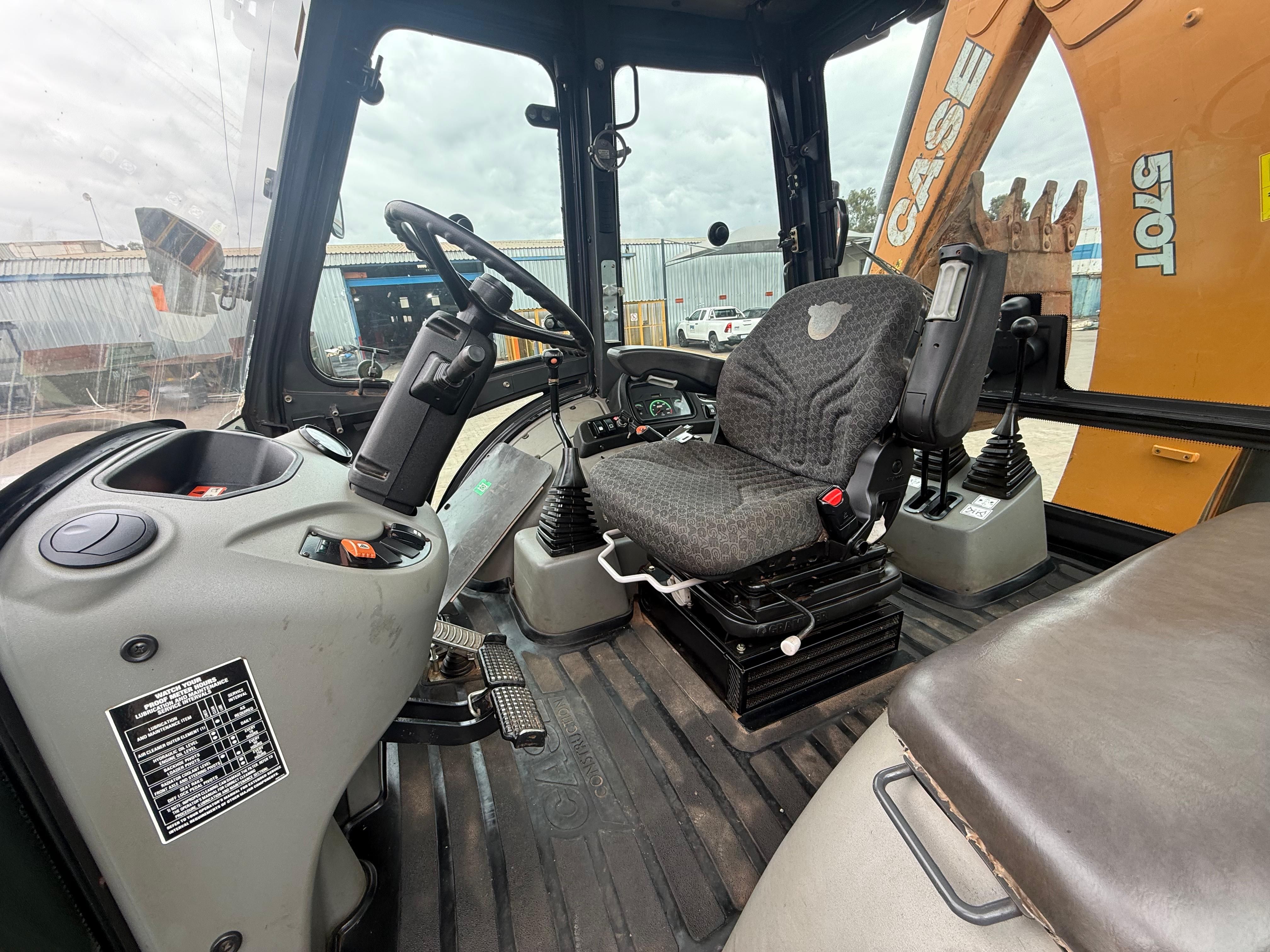 2021 CASE 570T BACKACTOR TLB (A1378)