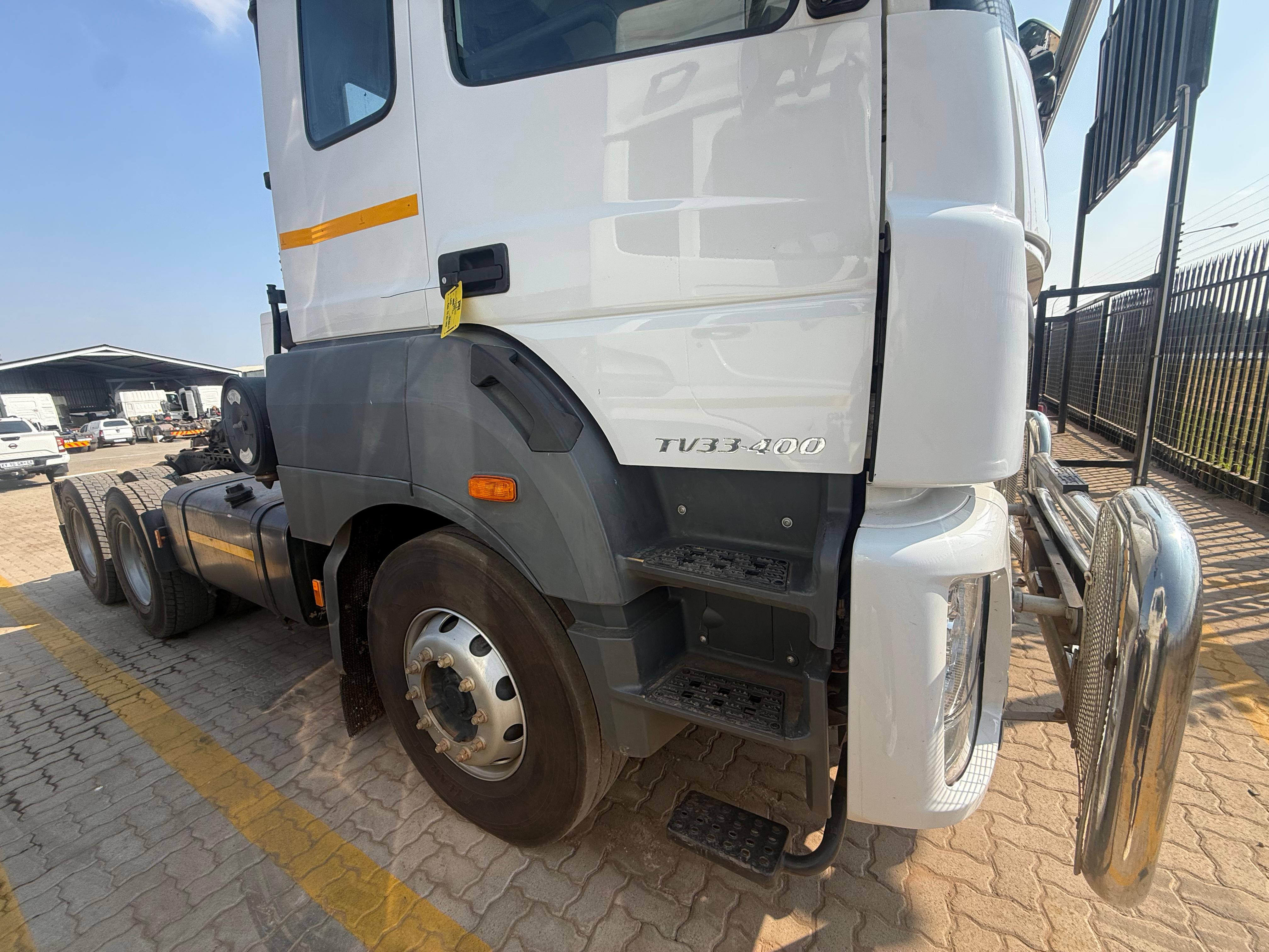 2023 FUSO TV 33-400 TRUCK TRACTOR (CS2206)