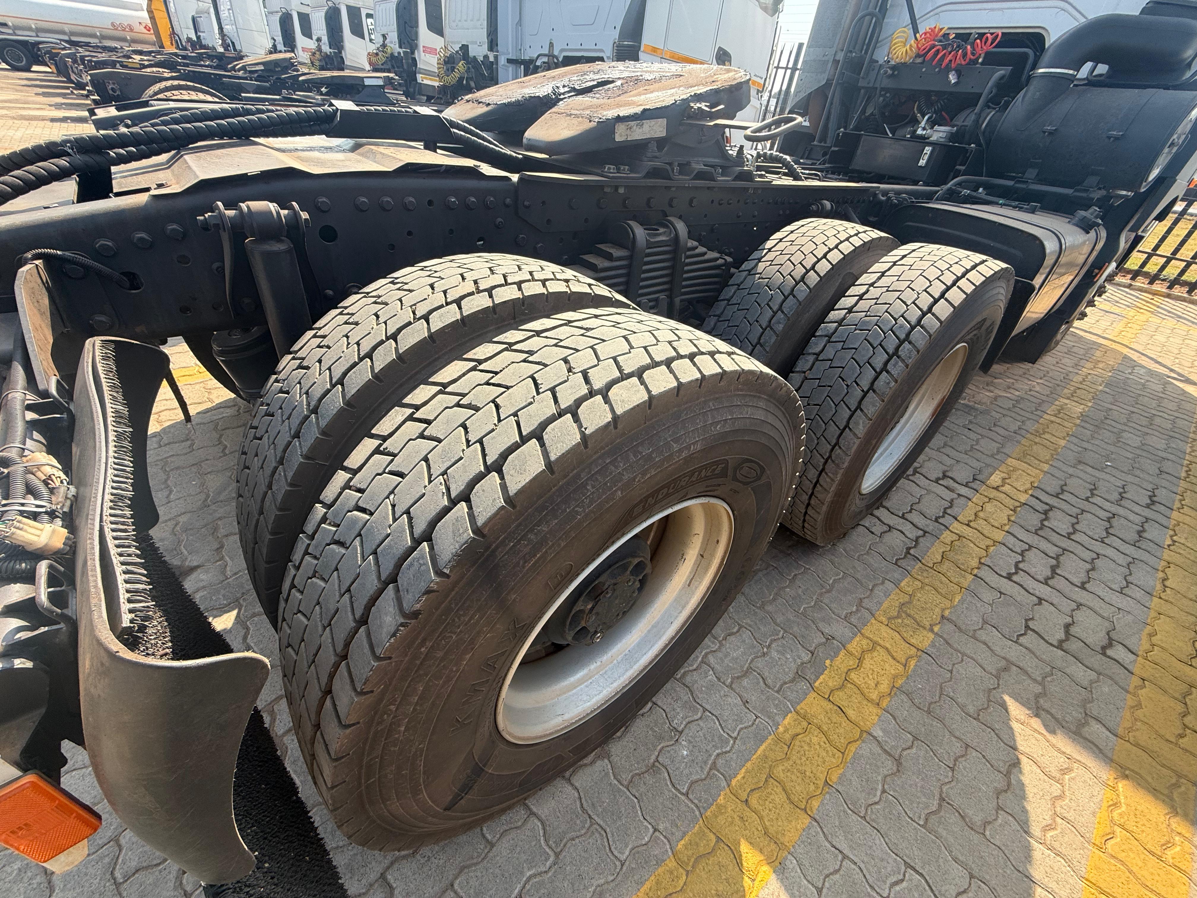 2023 FUSO TV 33-400 TRUCK TRACTOR (CS2206)