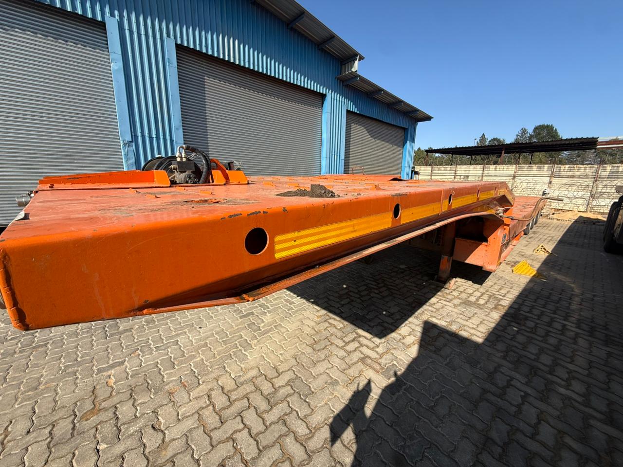 2025 PR TRAILERS TRI AXLE ROLLBACK WITH WINCH TRAILER (SN5868)