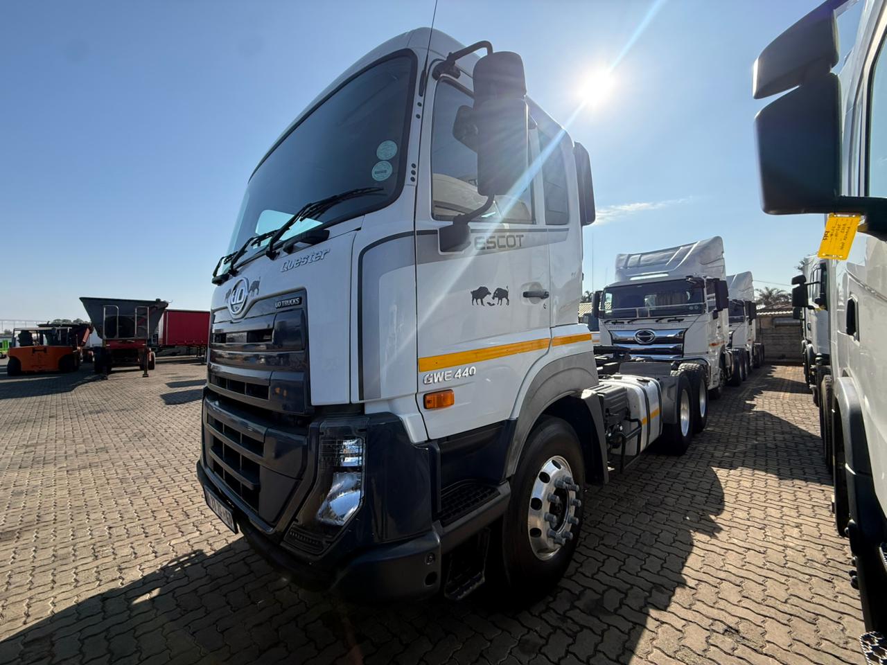 2020 UD QUESTER 440 TRUCK TRACTOR (CB132)