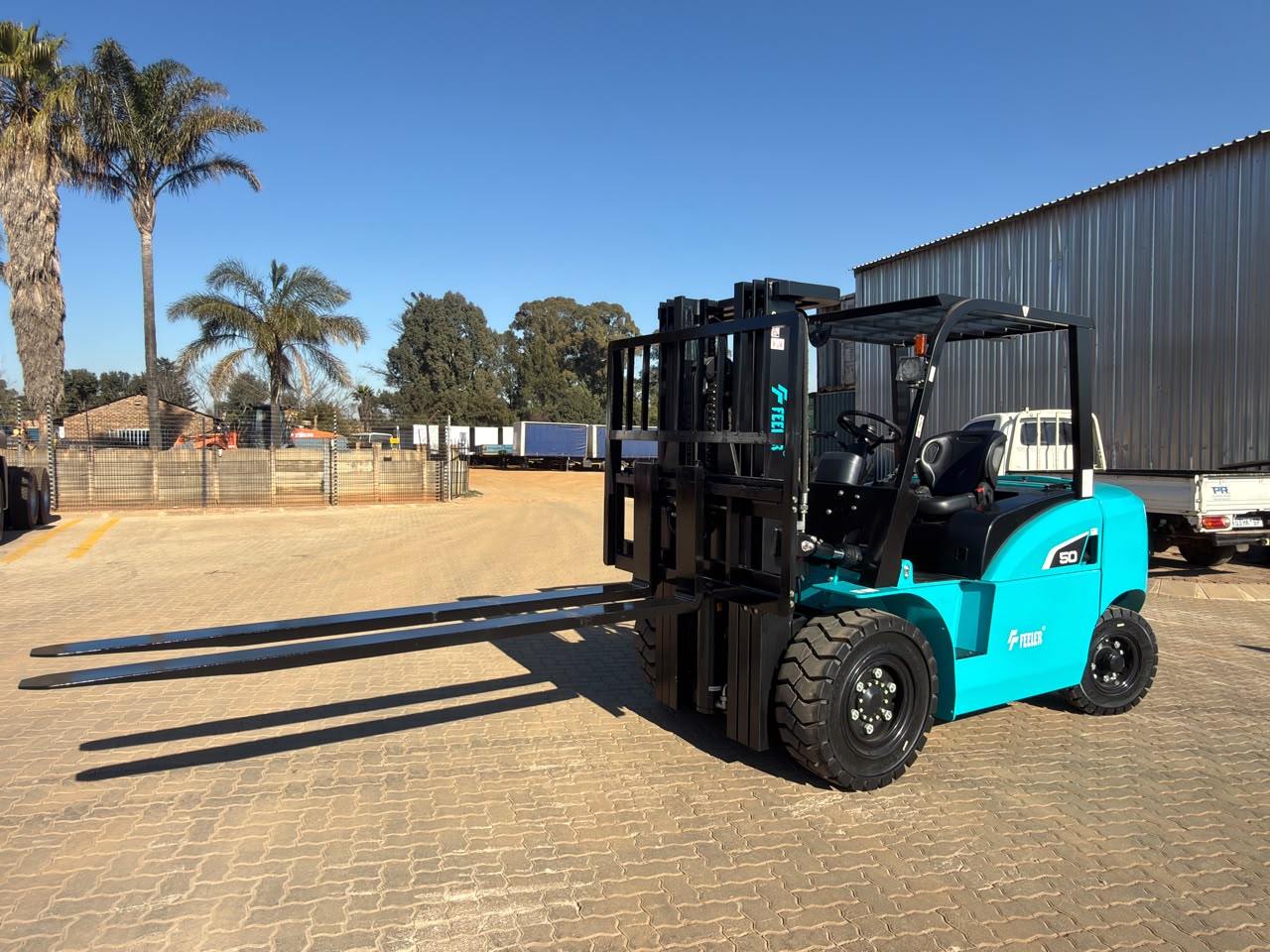 2026 FEELER 5 TON DIESEL FORKLIFT 2WD (F0018)