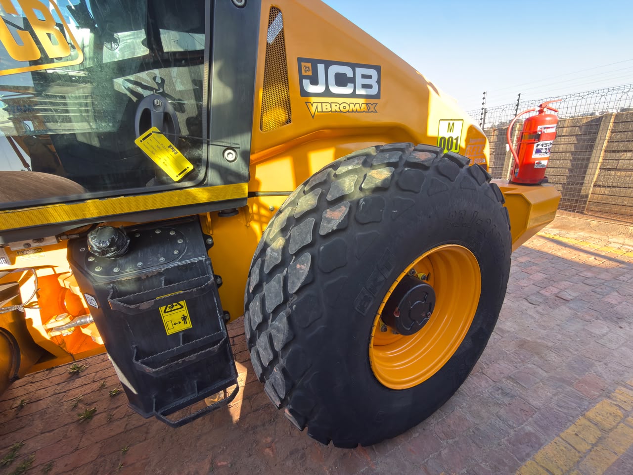 2024 JCB 116D SMOOTH DRUM ROLLER (PCS632)