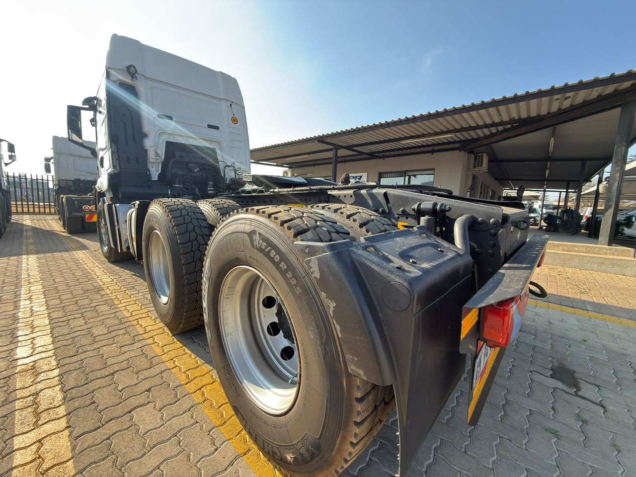 2022 MAN 27.480 TRUCK TRACTOR (IS1013)