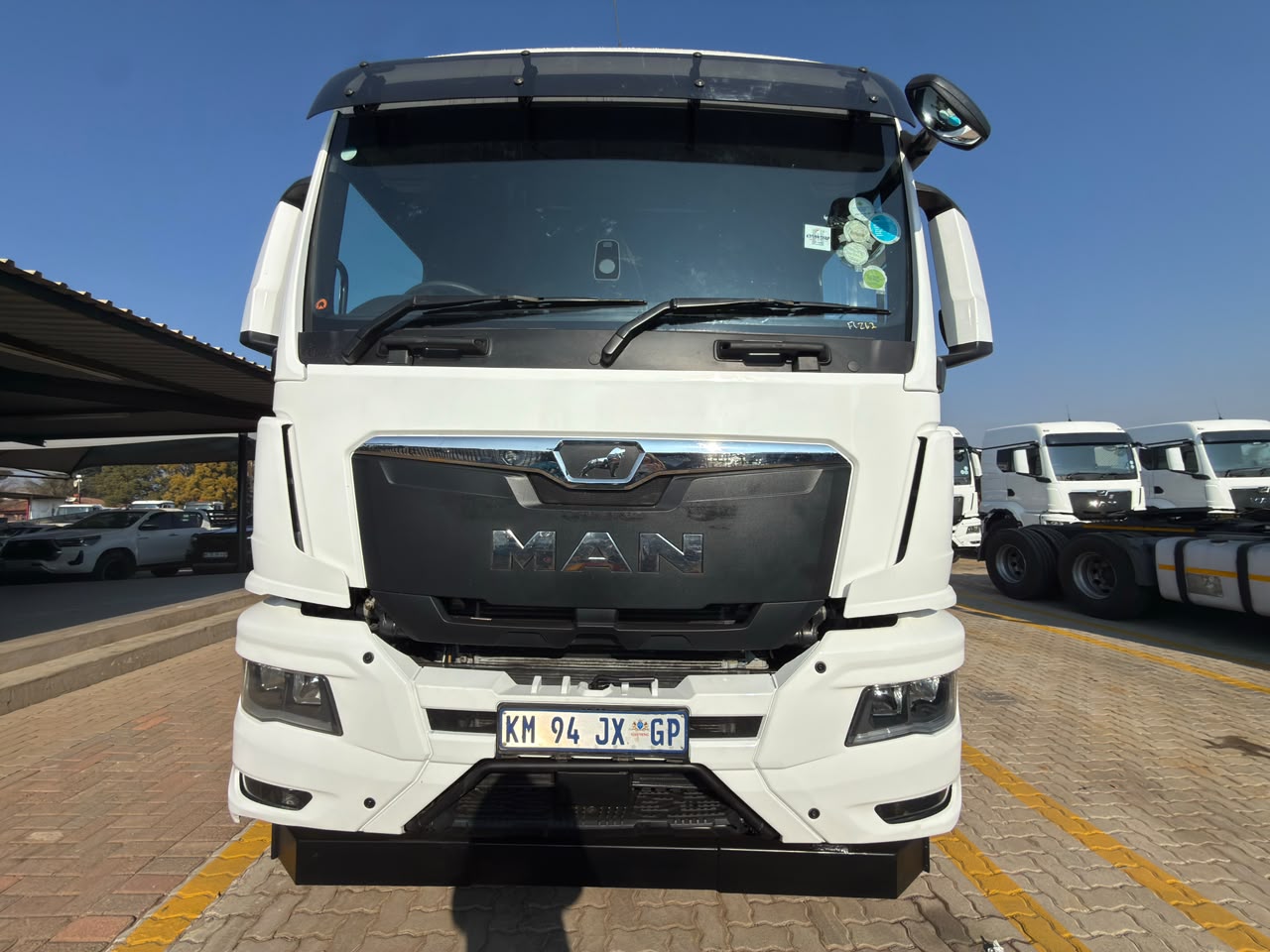 2022 MAN 27.480 TRUCK TRACTOR (IS1013)