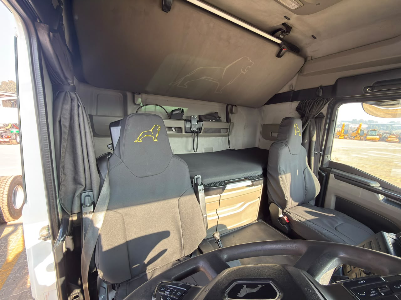2022 MAN 27.480 TRUCK TRACTOR (IS1011)