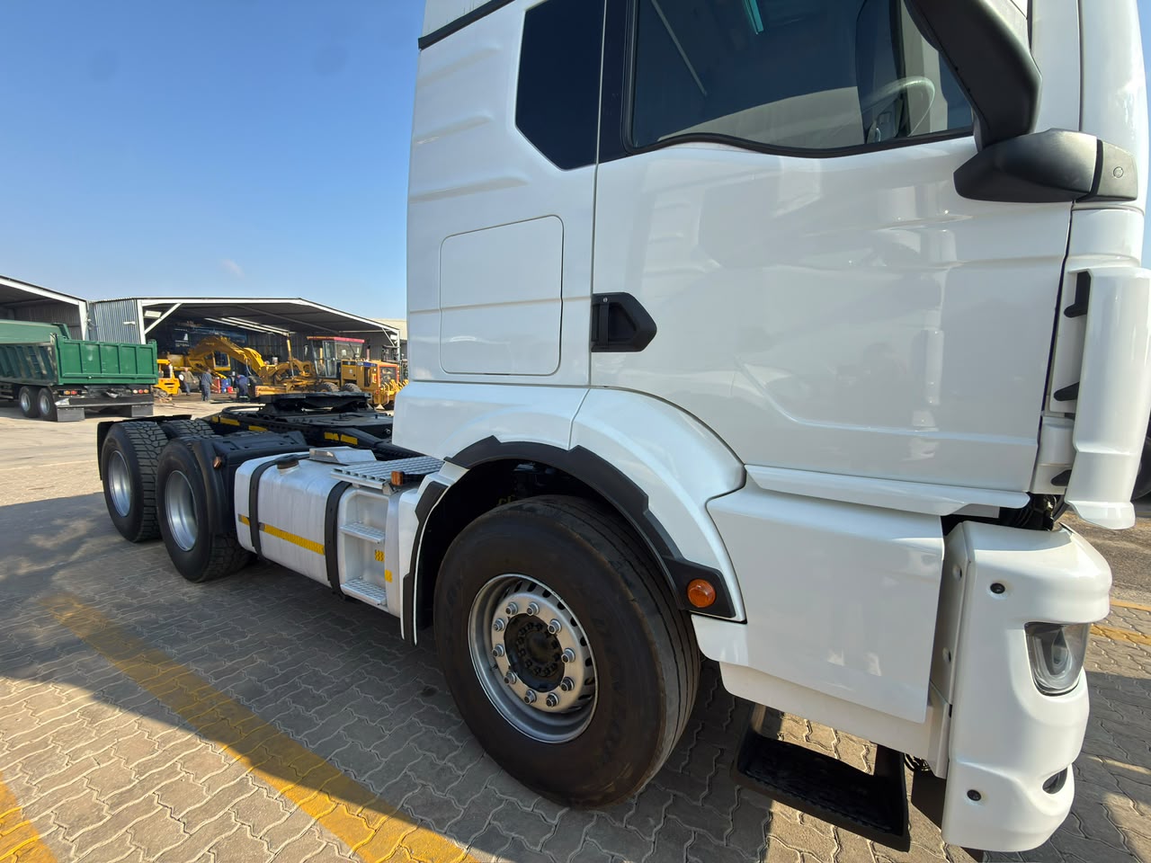 2022 MAN 27.480 TRUCK TRACTOR (IS1011)