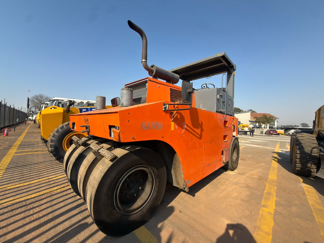 2010 HAMM PNEUMATIC GRW 18 ROLLER (PCS636)