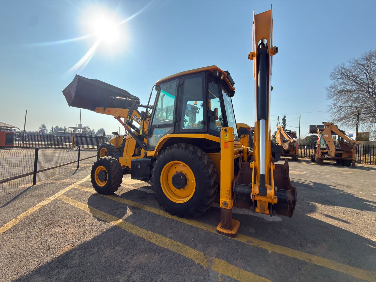 2023 JCB 4WD BACKHOE LOADER TLB (A1380)