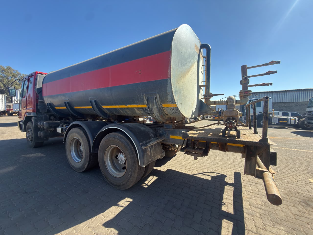 2008 TATA 3439 WATERBOWSER TRUCK (SN5876)