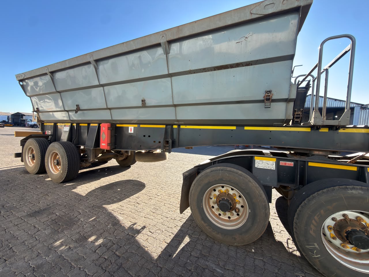 2022 TRAILMAX LINK SIDE TIPPER 40M3 TRAILER (CS271)