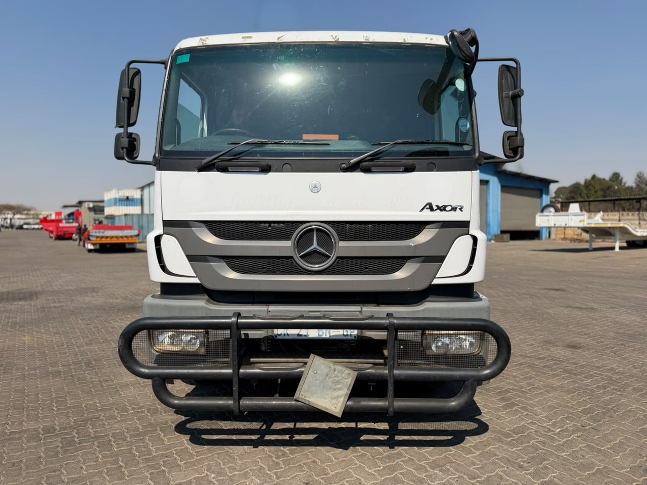 2013 MERCEDES BENZ AXOR 2628 FLAT DECK TRUCK (SN5881)