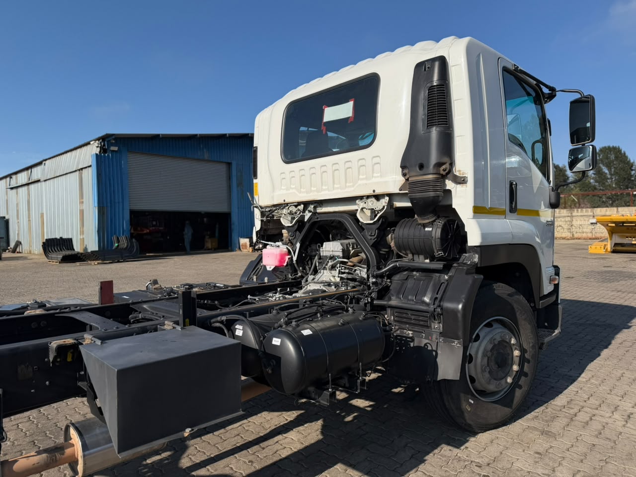 2023 ISUZU FTR850 CHASSIS CAB TRUCK (SN5879)