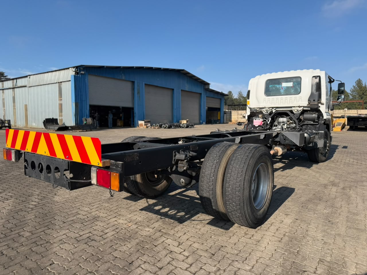 2023 ISUZU FTR850 CHASSIS CAB TRUCK (SN5879)