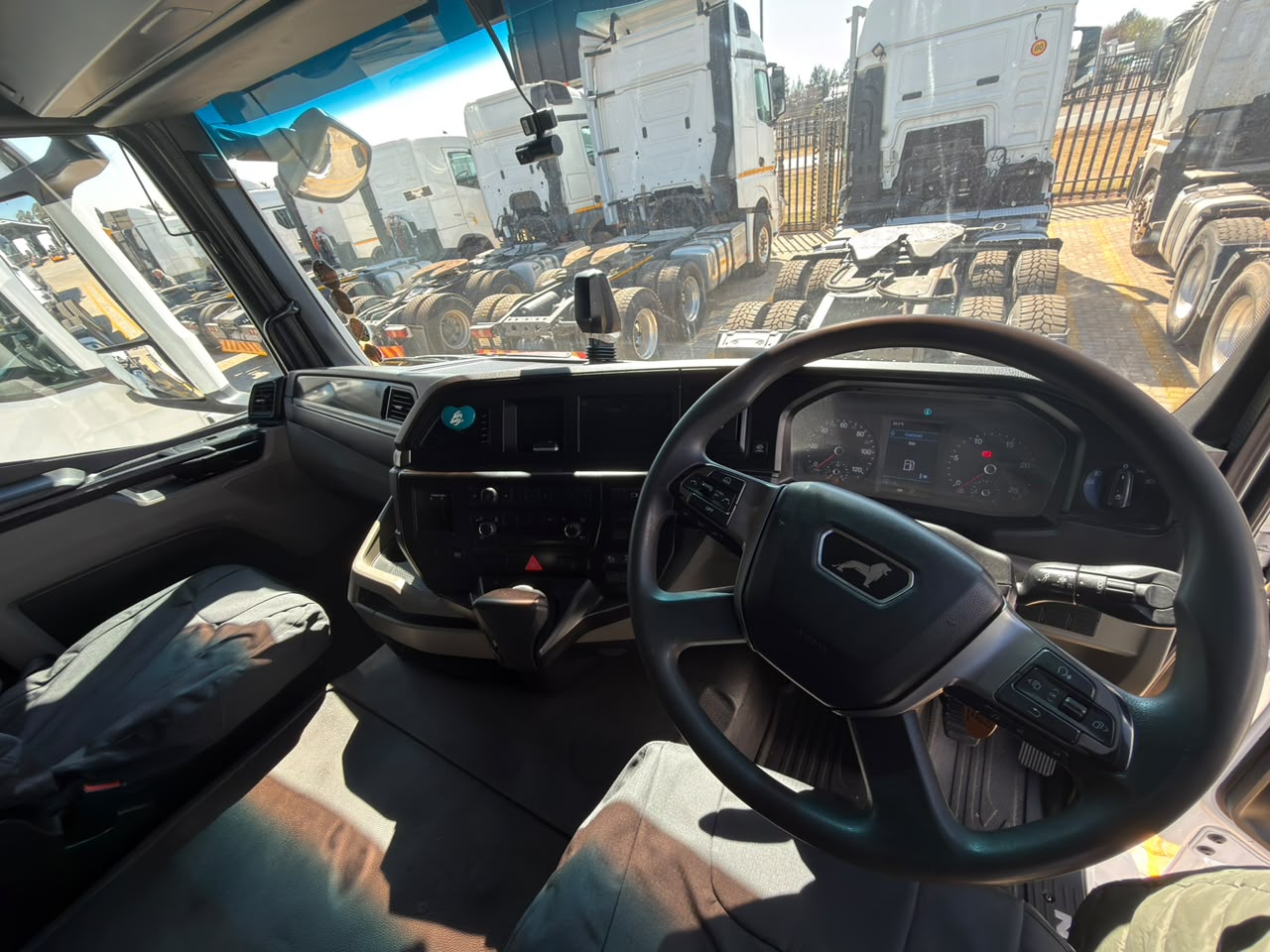 2023 MAN 27-480 TRUCK TRACTOR (IS1022)
