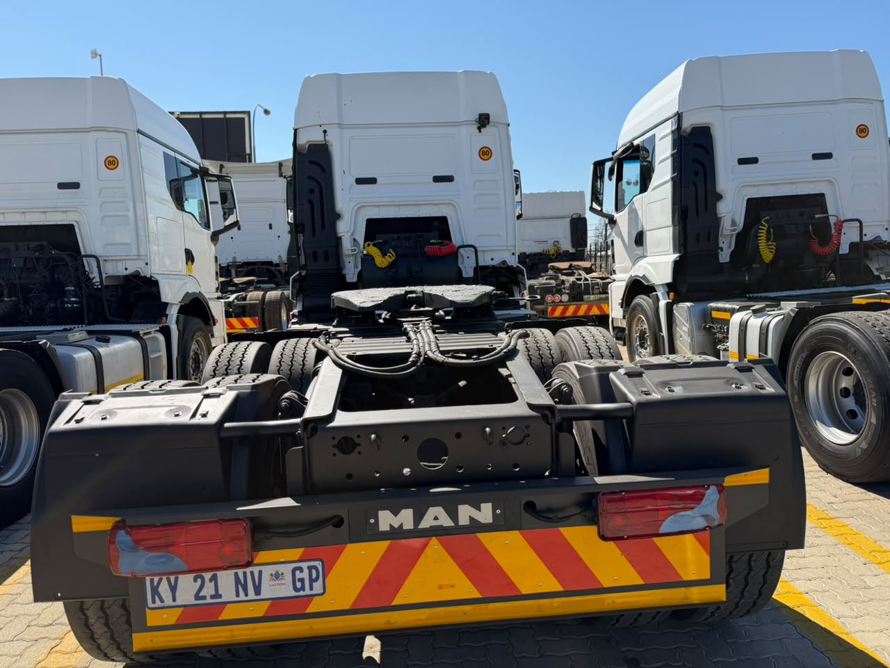 2023 MAN 27-480 TRUCK TRACTOR (IS1022)