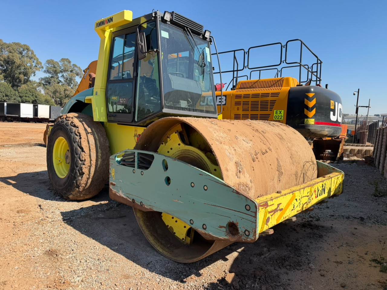 2019 AMMANN ASC 100D SMOOTH DRUM ROLLER (A1379)
