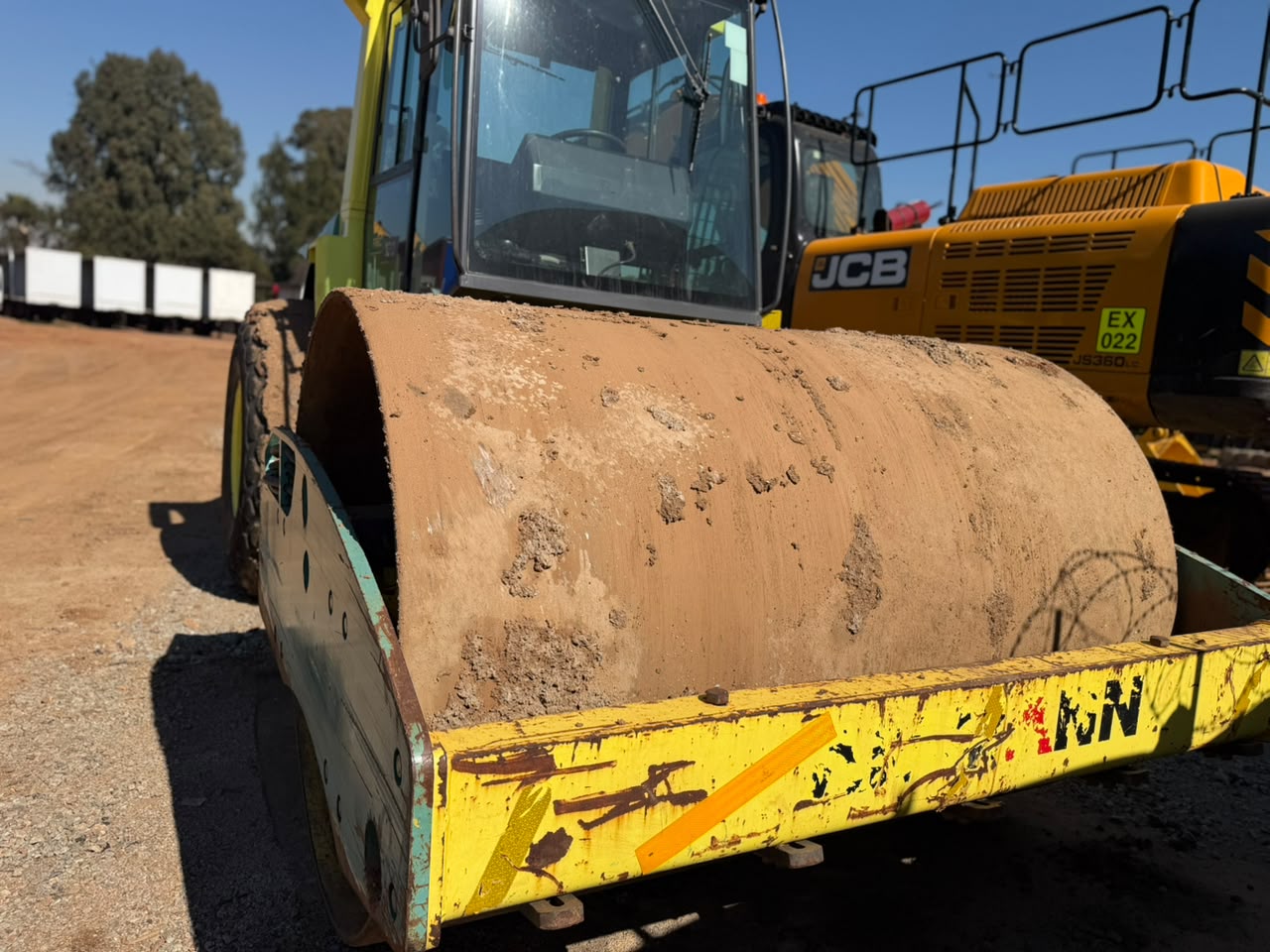2019 AMMANN ASC 100D SMOOTH DRUM ROLLER (A1379)