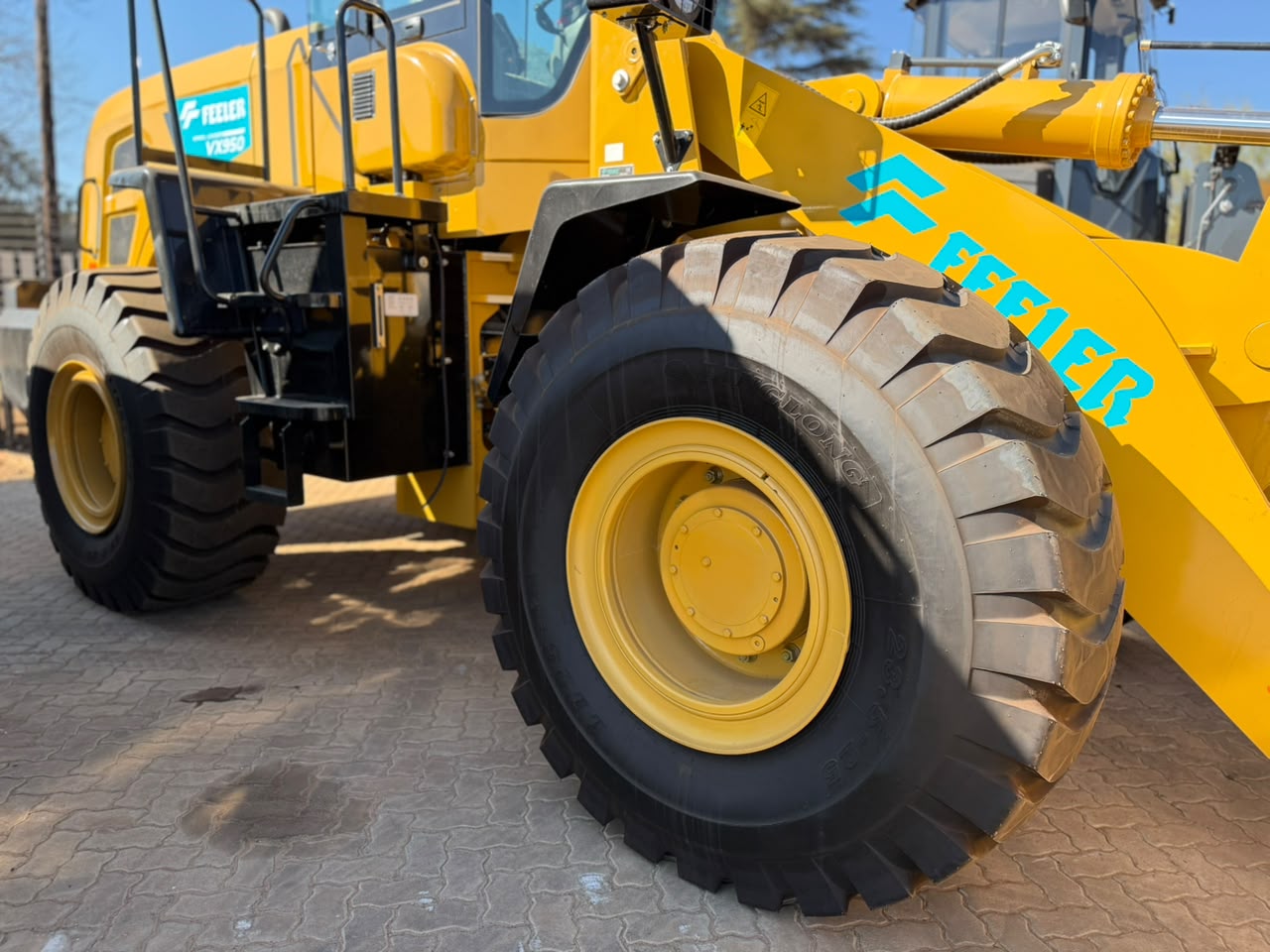 NEW FEELER 5.0 TON WHEEL LOADER (VX950)