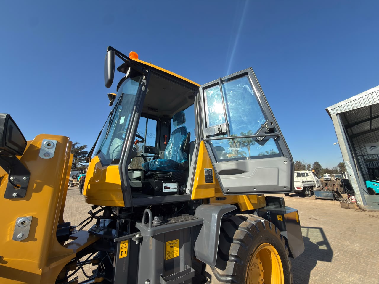 NEW FEELER VX925 WHEEL LOADER (VX925)