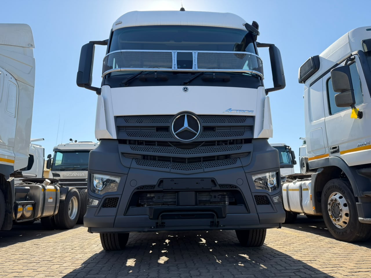 2025 MERCEDES BENZ ACTROS 2645 TRUCK TRACTOR (SN5882)