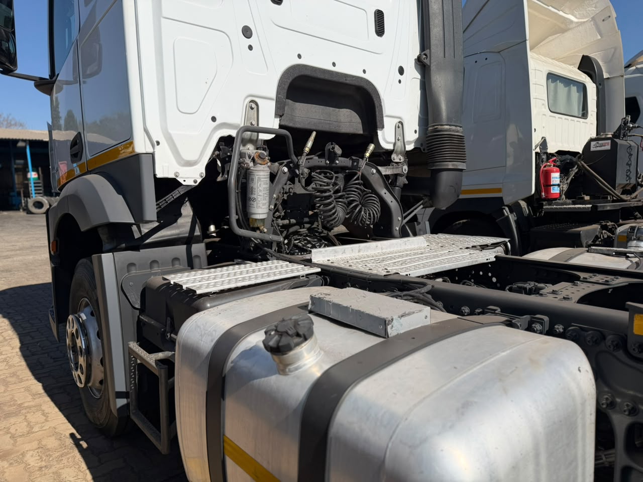 2025 MERCEDES BENZ ACTROS 2645 TRUCK TRACTOR (SN5882)