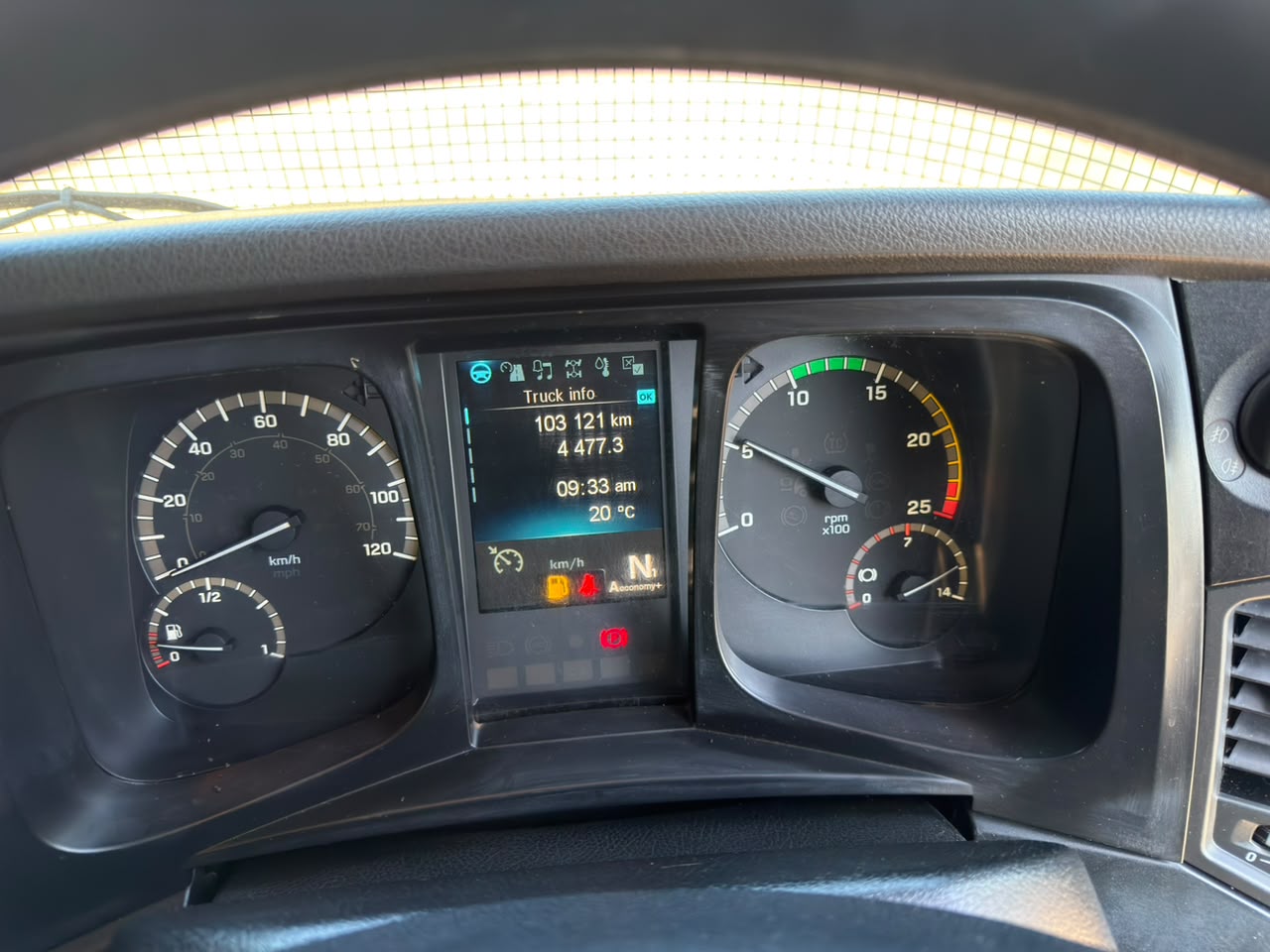 2025 MERCEDES BENZ ACTROS 2645 TRUCK TRACTOR (SN5882)