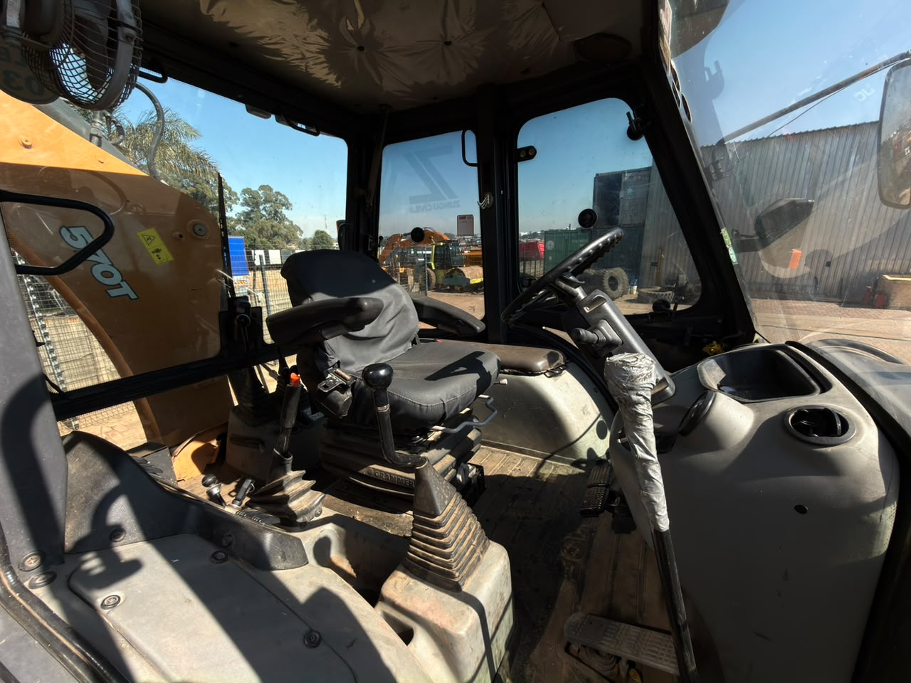 2024 CASE 570T TLB (A1383)