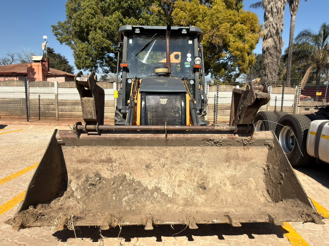 2024 CASE 570T TLB (A1382)