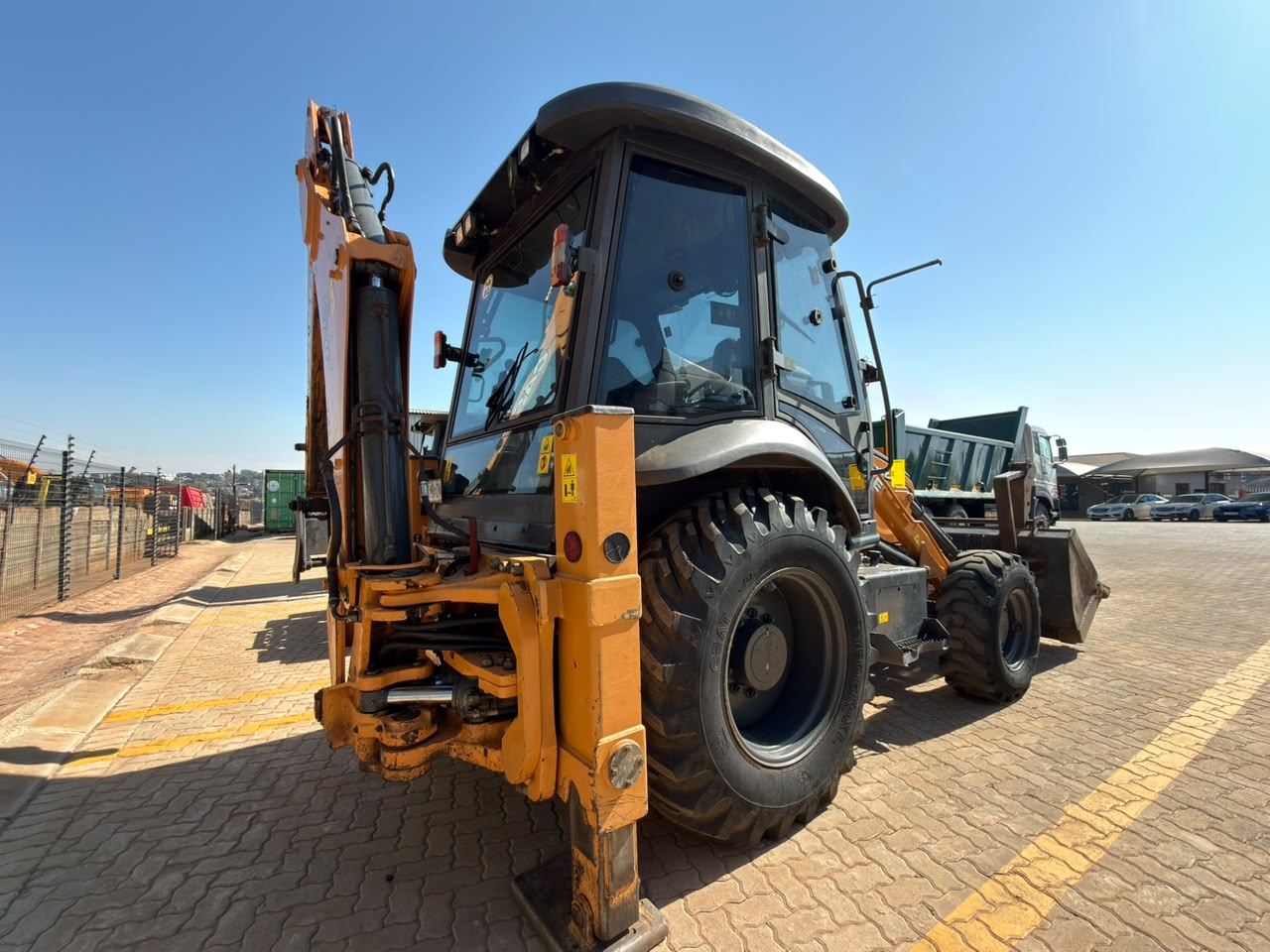 2024 CASE 570T TLB (A1382)